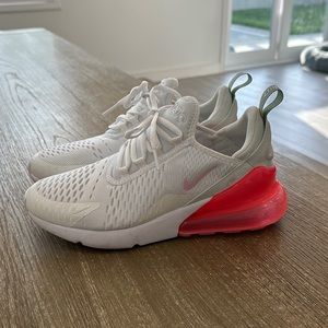 Nike AirMax 270
Pink and white 
Youth 7 (women’s 8.5)